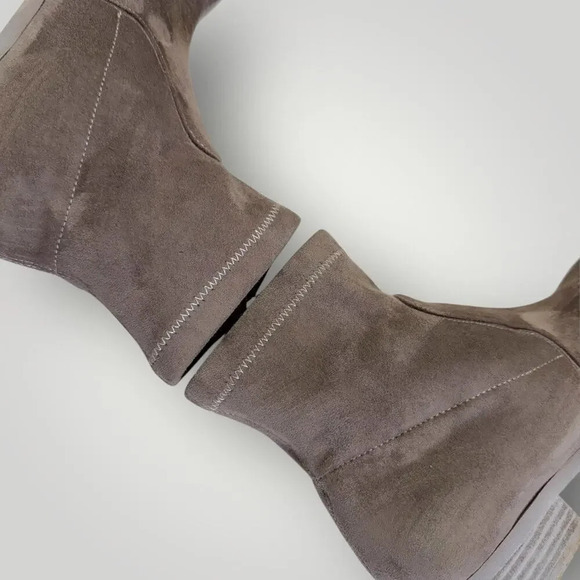 VANELi Suede Ankle Bootie Side Zipper Low Heel Size 7M Taupe Brown Punto Stretch - Picture 8 of 15